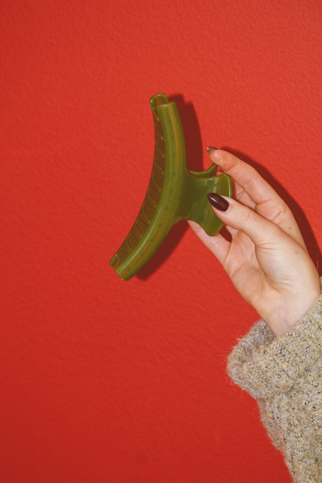 Holly Green Claw Clip