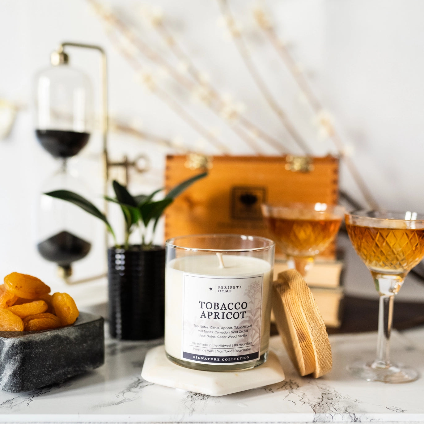 Tobacco Apricot Candle