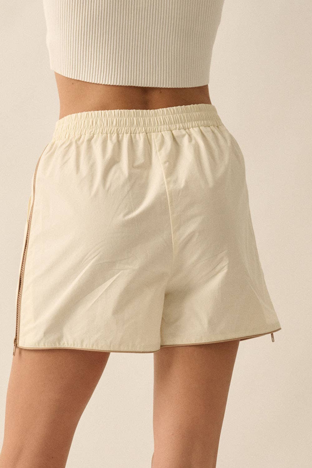 Edge Line Side Zip Shorts