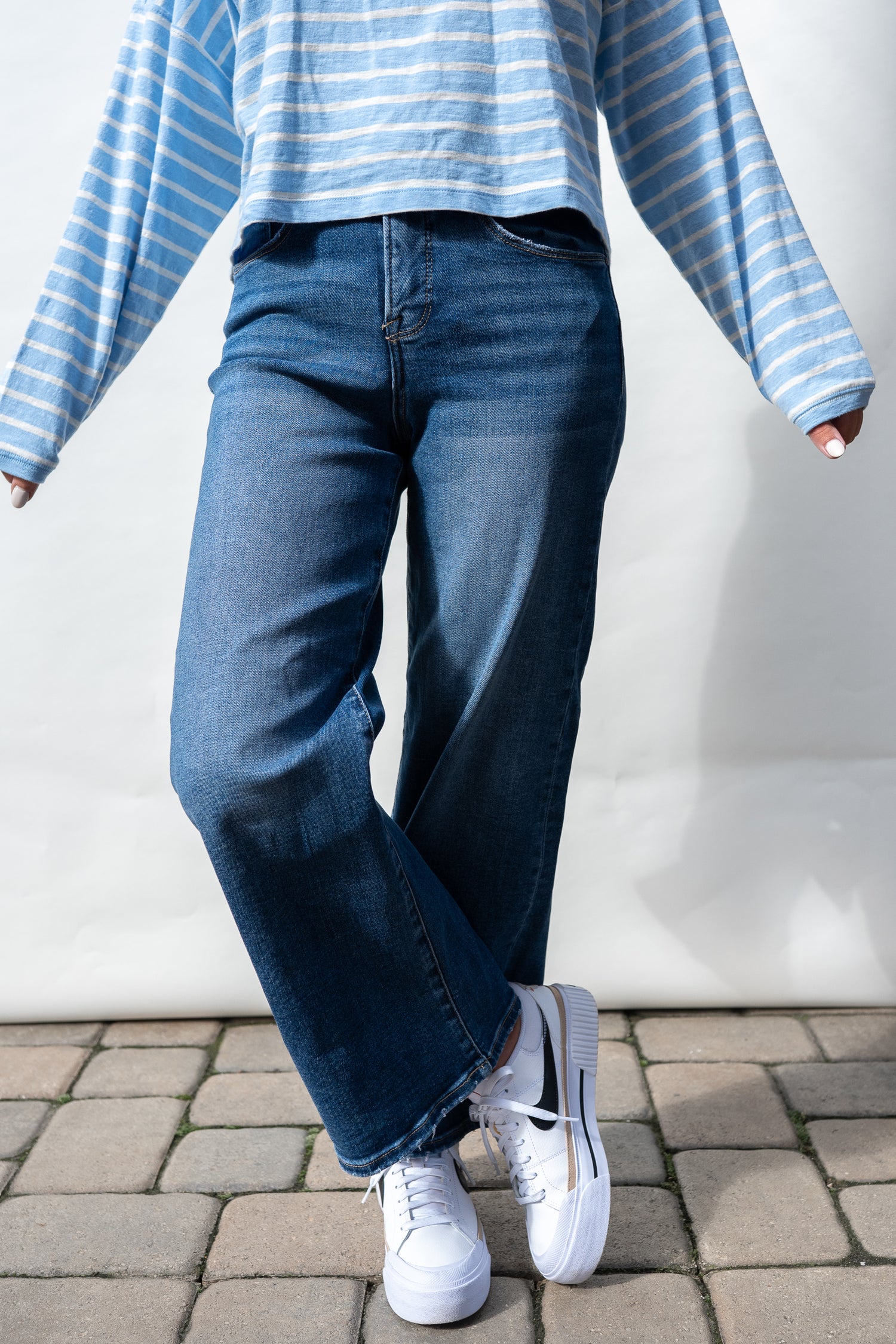 Margot Tummy Control Crop Jean