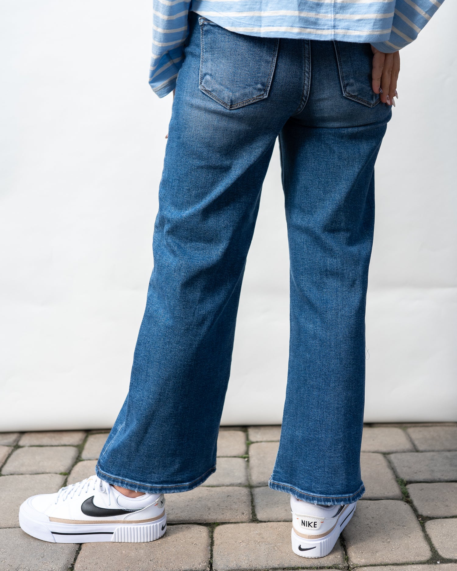 Margot Tummy Control Crop Jean