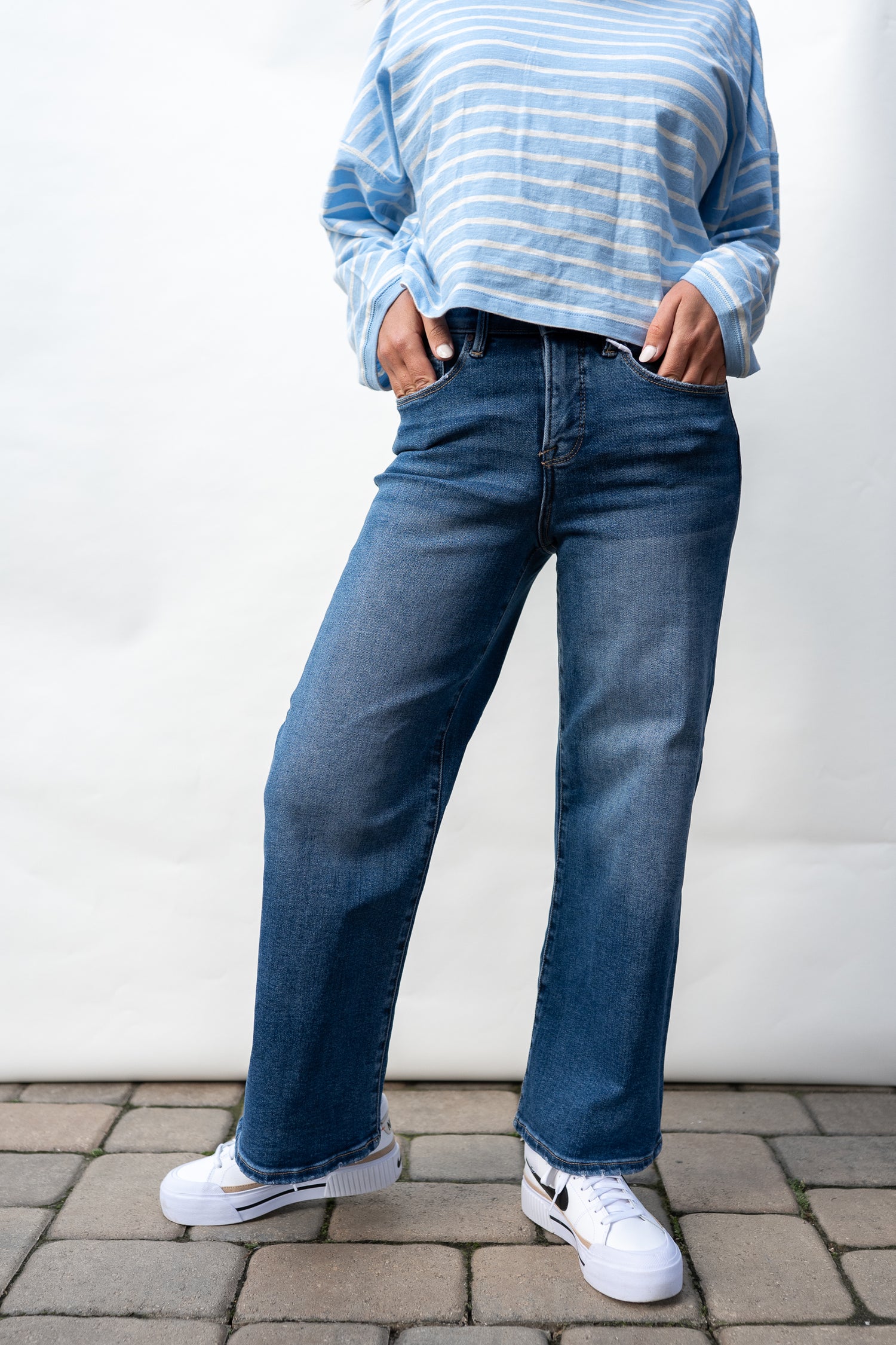 Margot Tummy Control Crop Jean